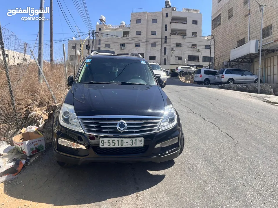 سيارة حيب ريكستون سانج يونج 2014