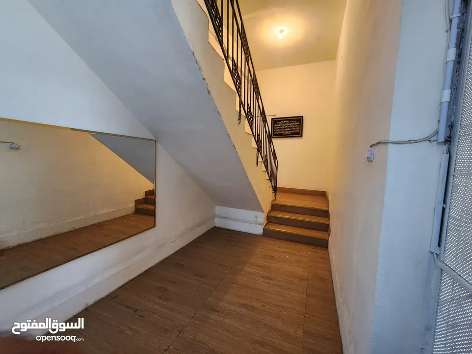 عمارة للبيع في منطقة جبل عمان / الويبدة - ref:14622