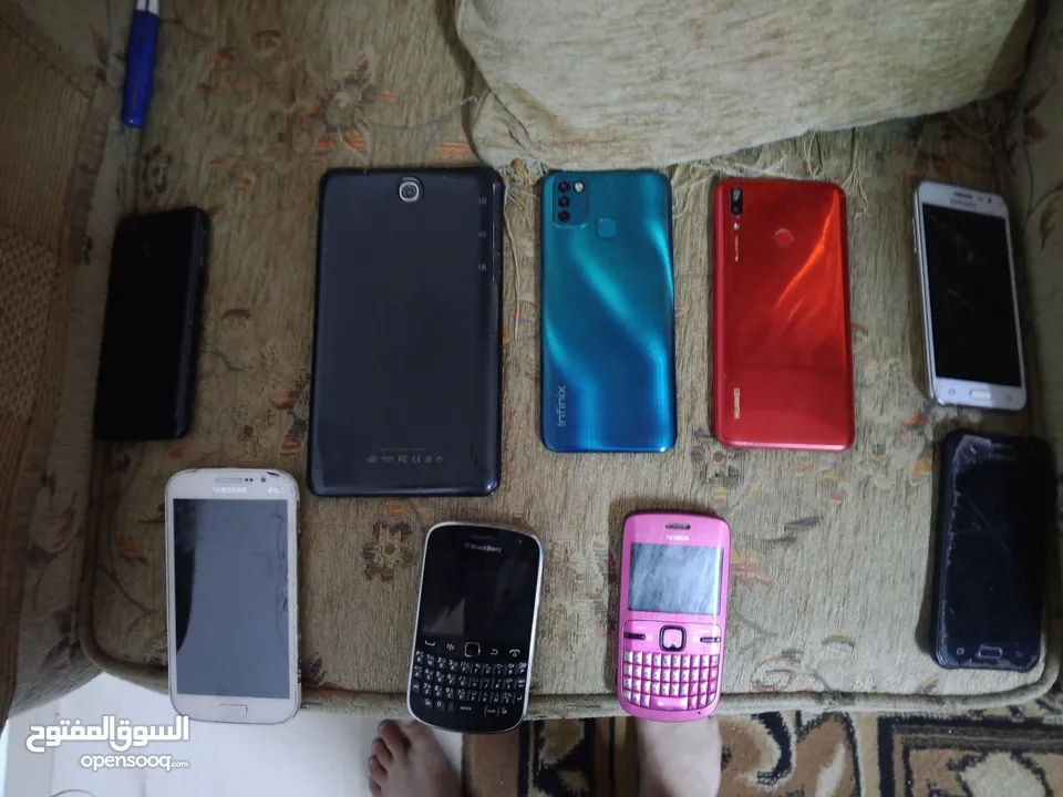 تليفونات بدهم شاشات و ممتاز حالتهم