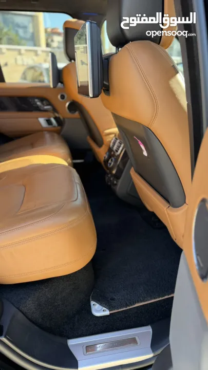 رينج روفر فوك  اوتوجرافي 2019  محرك 4400 ديزل كامل الاضافات  عداد 150000 كيلو