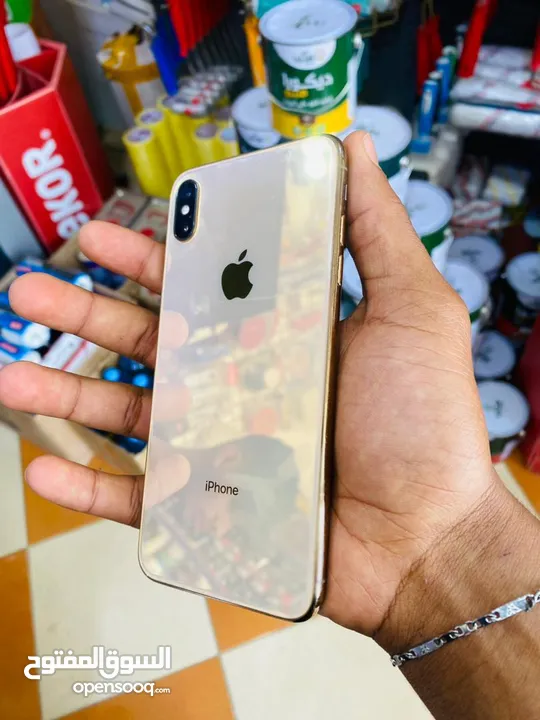 آيفون xs max