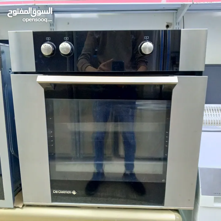 بيع كافة الأجهزة الكهربائية و لوازم التلفزيونات و تصليح الأجهزة الكهربائية و بيع لوازم التلفزيونات.