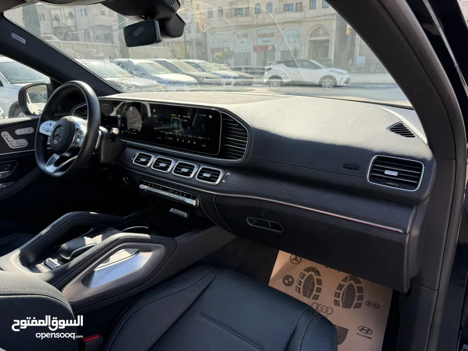 مارسيدس GLE 350 de ترخيص 2022 محرك 2000 هايبرد plug in(ديزل+كهرباء) جير أوتوماتيك 314 حصان