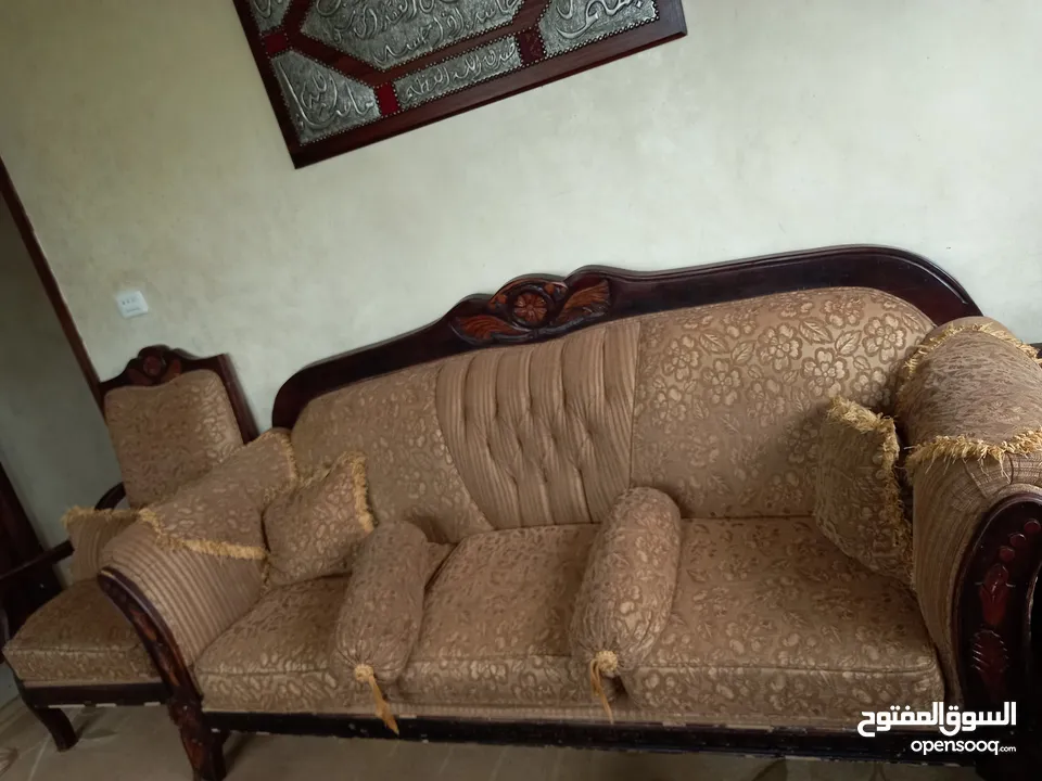 كنب تفصيل خشب زان مستعمل للبيع