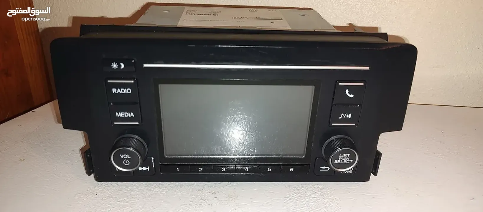 Original stock honda Civic 2019 radio/stereo system