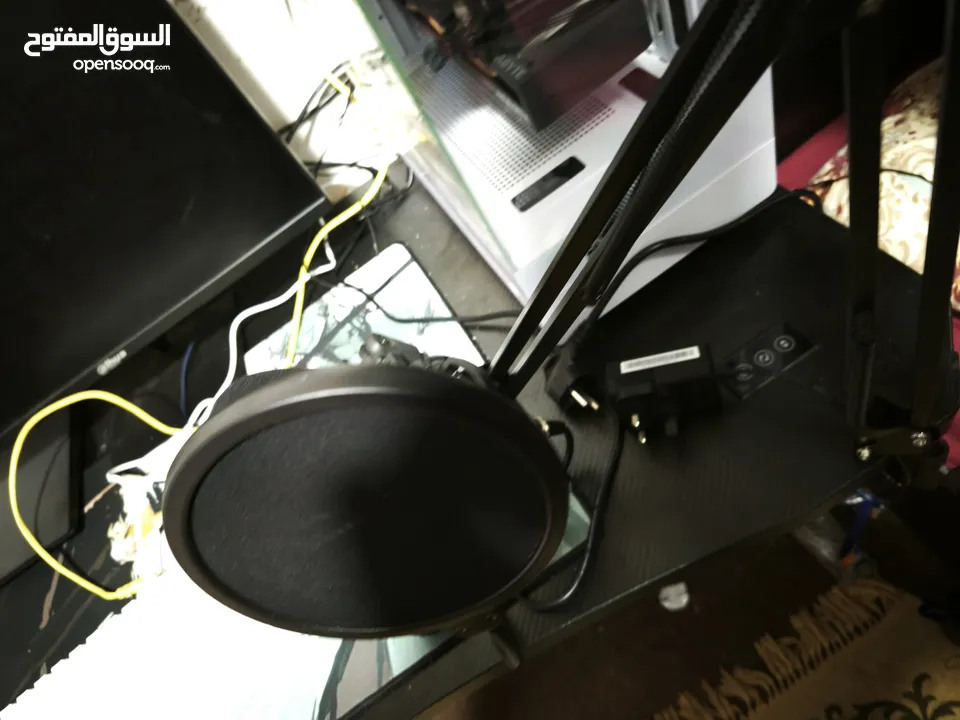 والسلام عليكم سيت اب كامل (من أ الى الياء ) جميع القطع جديدة وسعر الموجود هذا نهايته