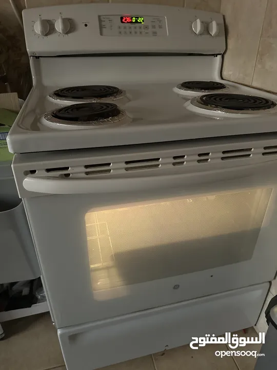 Electric stove and oven