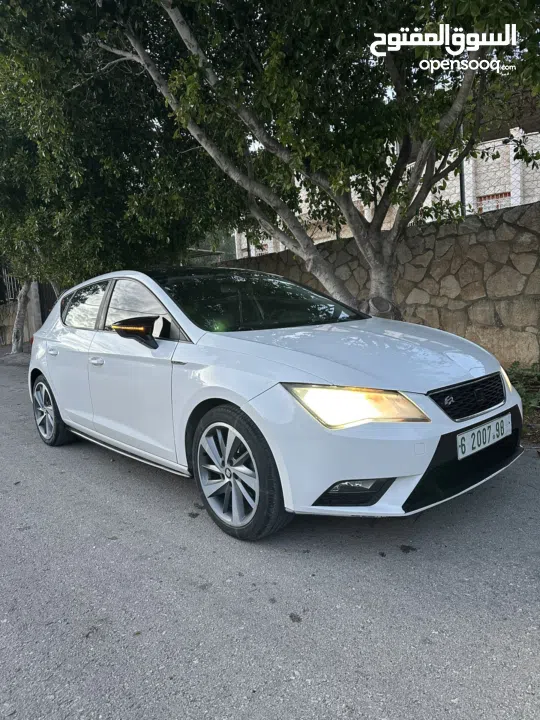 سيات ليون 2015 اوروبية الجيل الثالث 5F / مميزة جدا سبورت واقتصادية / جنين