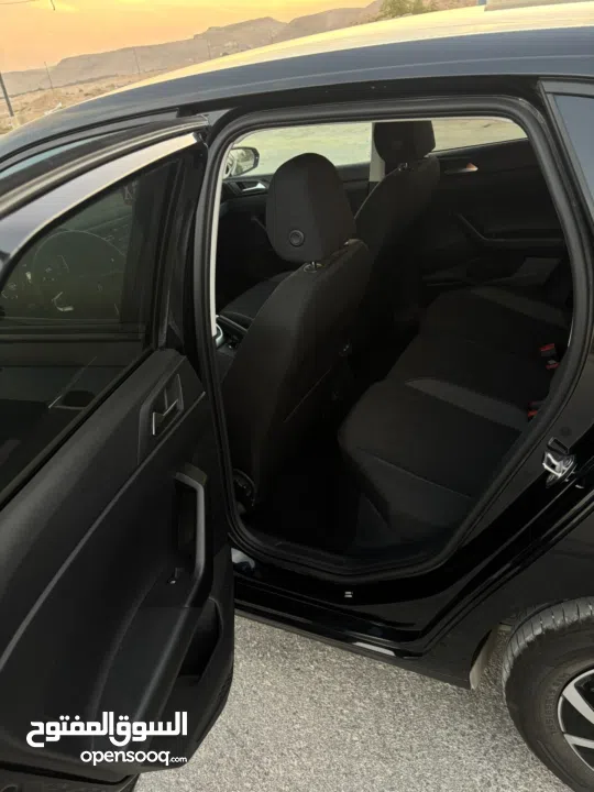 فولكس واجن بولو لايف 2022 *اصل وكالة VOLKSWAGEN POLO LIFE 1.0 95 HP