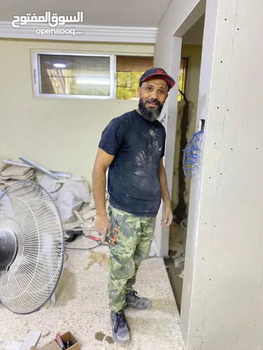 الكهربائي حمزه ابو راشد (اربد).صيانه وتأسيس منزلي 1فاز و صناعي 3فاز خدمه 24 ساعه افضل جوده