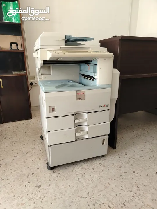 الة تصوير ريكو اقتصادية وموفرة في الحبر  للبيع وبحالة ممتاز