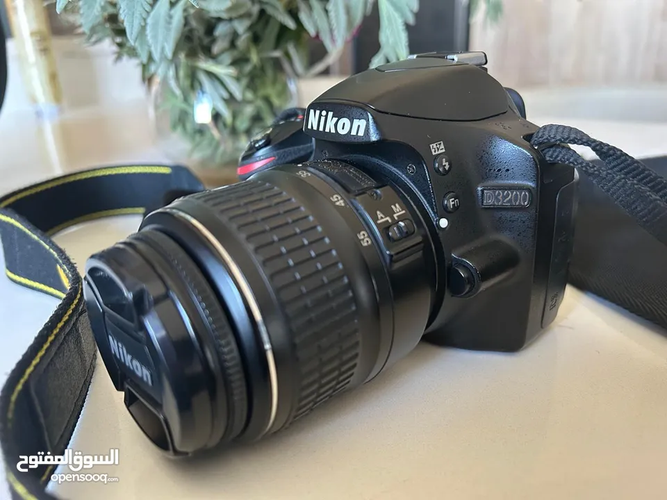 NIKON D3200 DSLR CAMERA ORIGINAL LENS LIGHT USED LIKE NEW