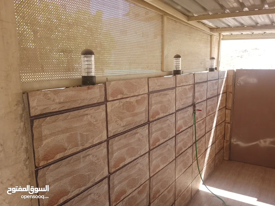 شقة نظيفه جدا جدا للبيع في منطقه هادئة المستنده