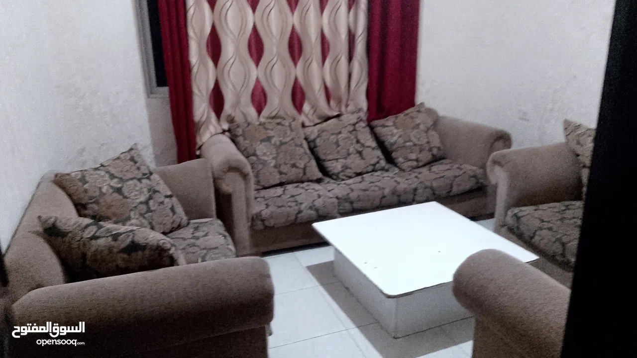 استديو مفروش الجبيهة 15دينار يومي الجامعة الاردنية خدمة 24 ساعة
