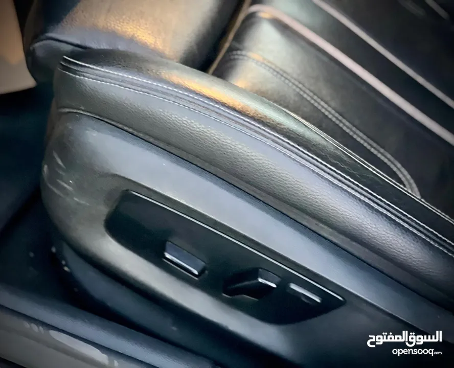 ‏530E   // 2019.            ‏ benzin  Plug In Hybrid (PLUG IN )  ‏ 297HP  Turb