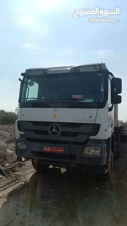 Benz  prime mover with 40 ft trailer for sale