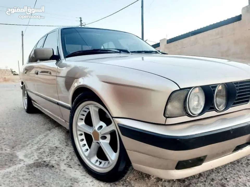 BMW 1990 للبيع