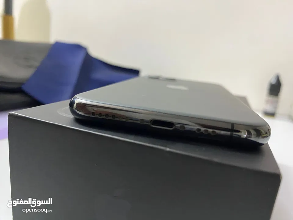 ايفون 11 برو بحالة ممتازة السعر قابل للتفاوض