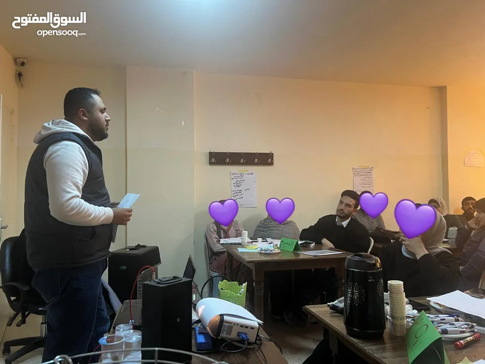 استاذ فيزياء و علوم وsciences لجميع الصفوف