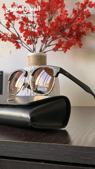 نظارة شمسية شبيهة بقصة Rayban