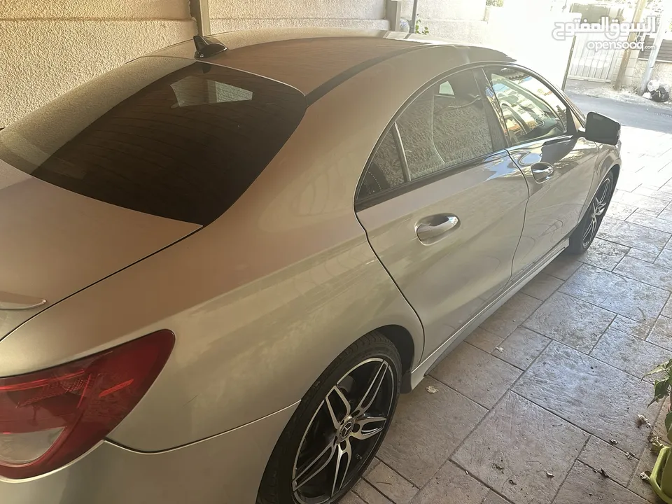 Mercedes cla250 amg ktغير مجمركة