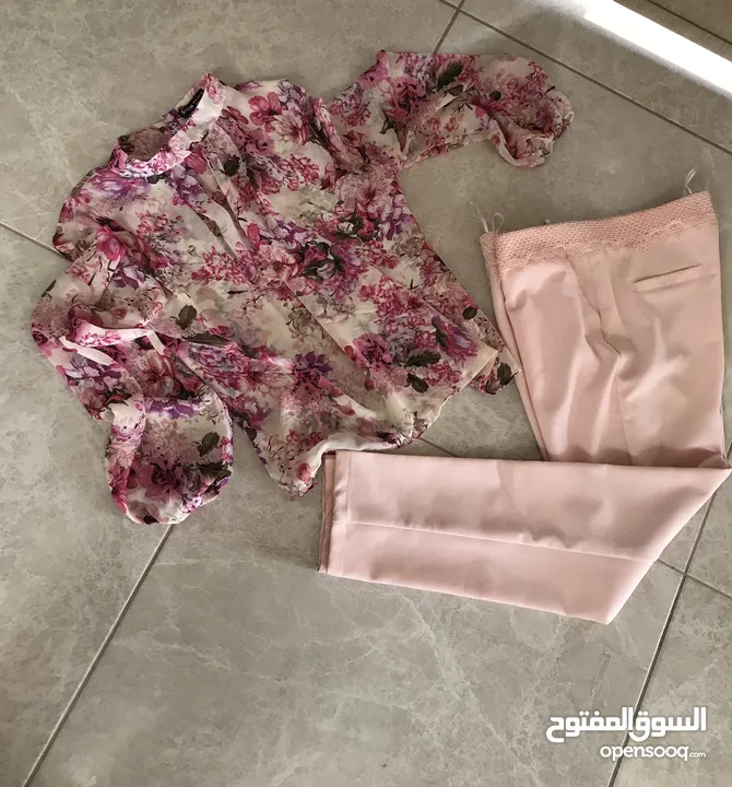 ملابس مشكله