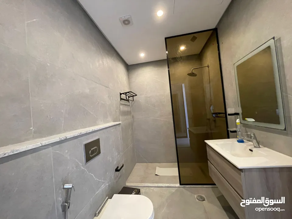 Fully furnished villa for rent in Abdoun  ( Property 38332 )-174796325