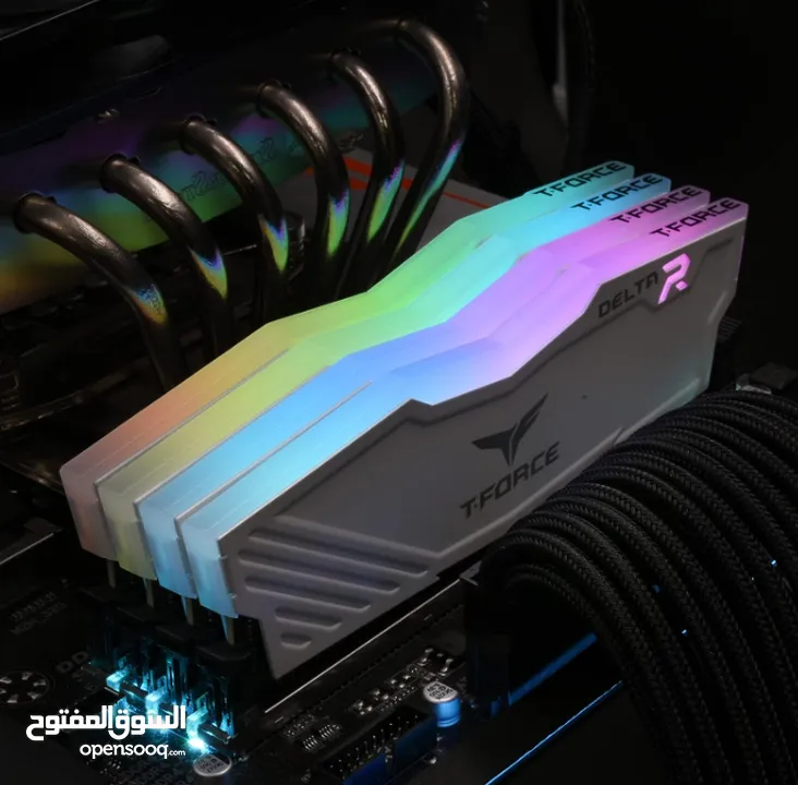 ذاكرة عشوائية جديدة (  TEAMGROUP T-FORCE GAMING RGB RAM 16 GB DDR4  )