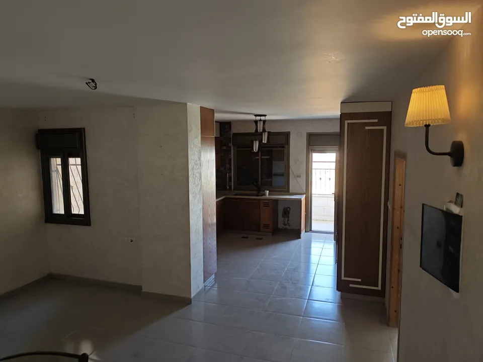 شقة 3 غرف نوم حمامين طابق ثاني تشطيب سوبر طابو جاهز للبيع