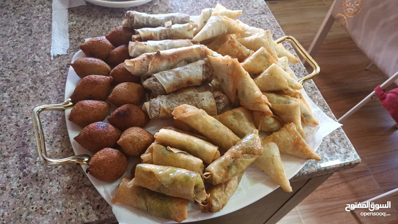 طبخات شرقية منزلية طازجة – مقلوبة، يلنجي، كبة، معمول