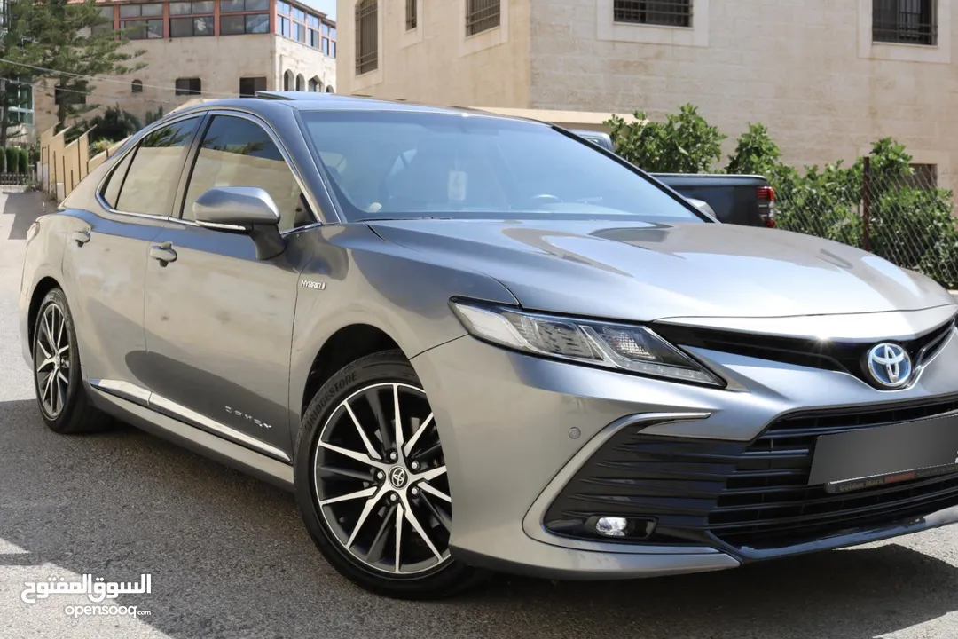 تيوتا كامري Gle 2023