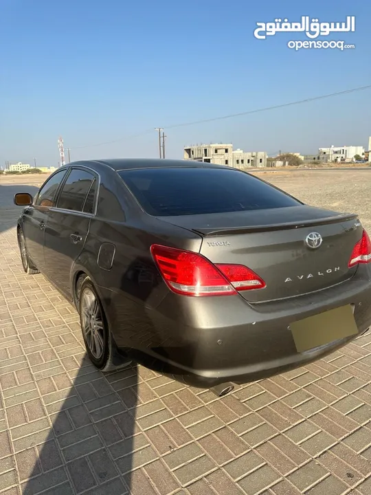 Toyota Avalon 2005