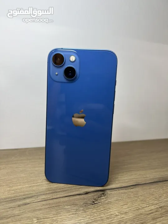 iPhone 13 مستخدم