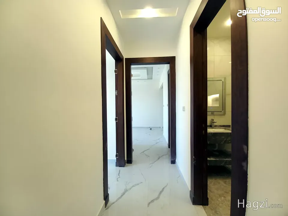 روف غير مفروشة للايجار في دير غبار  ( Property 33398 ) سنوي فقط