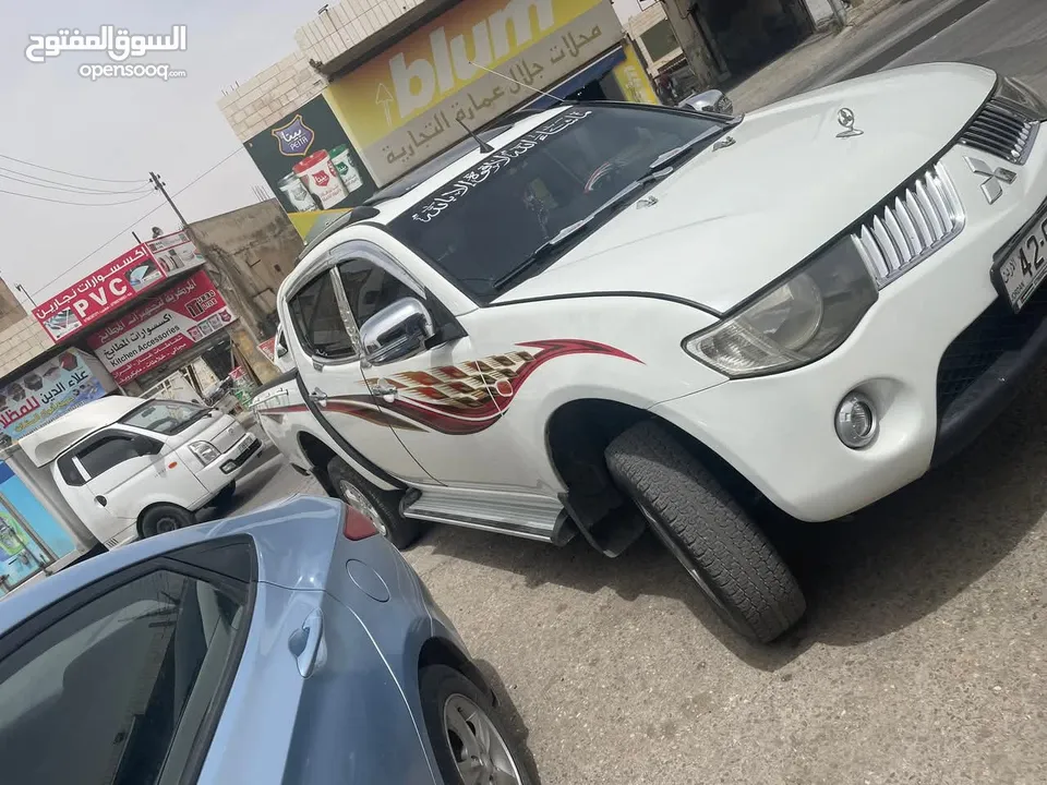 متسوبيشيL200 2009 للبيع