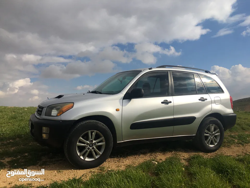تويوتا راف فور 4WD للبيع او البدل على دبل كبين