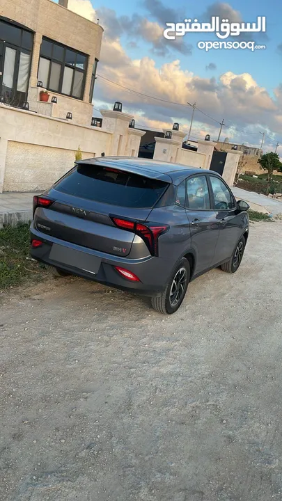 نيتا  V موديل 2021  البطارية الكبيرة . فحص كامل . ممشى قليل . حرة جديد  Neta V 2021