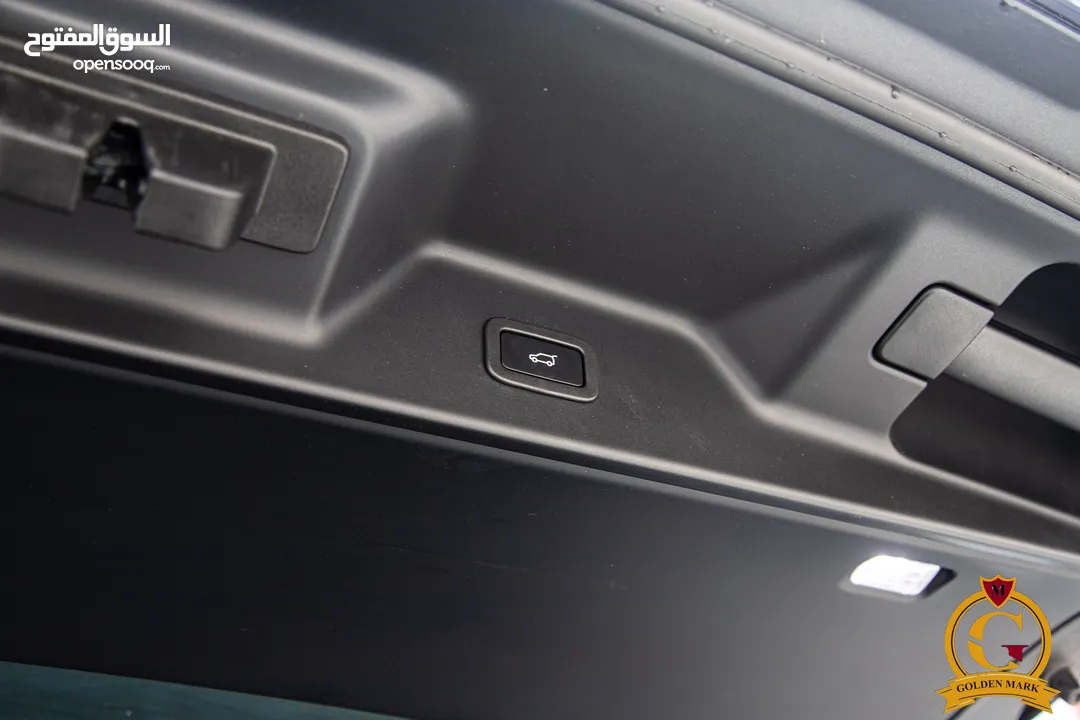 Range Rover Vogue 2021 Autobiography Black package   السيارة وارد الماني و قطعت مسافة 33,000
