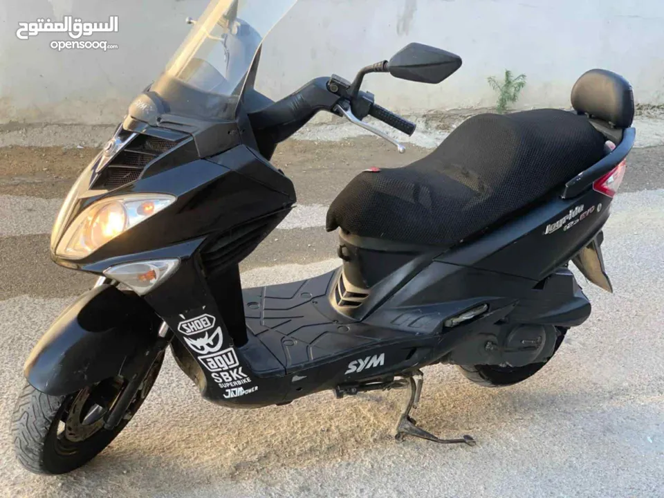 فسبة Sym125 السعر 2900£ غير قانوني