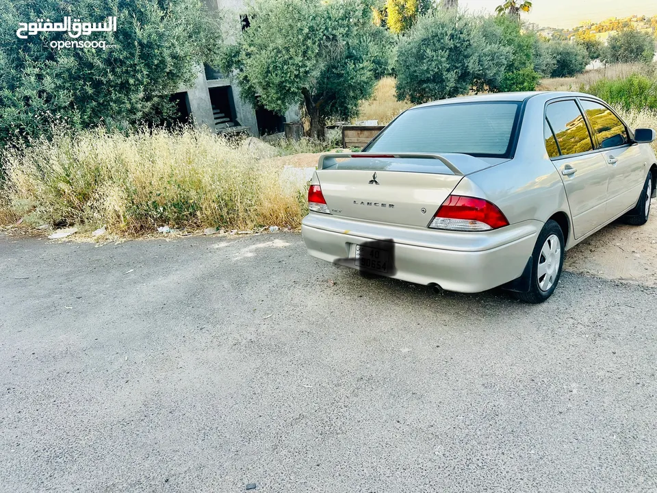 ميتسوبيشي  لانسر 2002