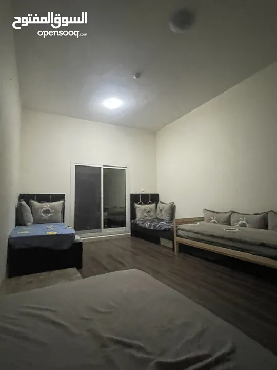 Bed space for rent in silicon oasis