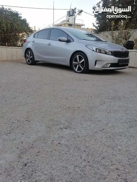 كيا K3 /ماتور 1600 / فحص نخب /اتوماتيك / سولار / اقتصاديه جدا غنيه عن التعريف