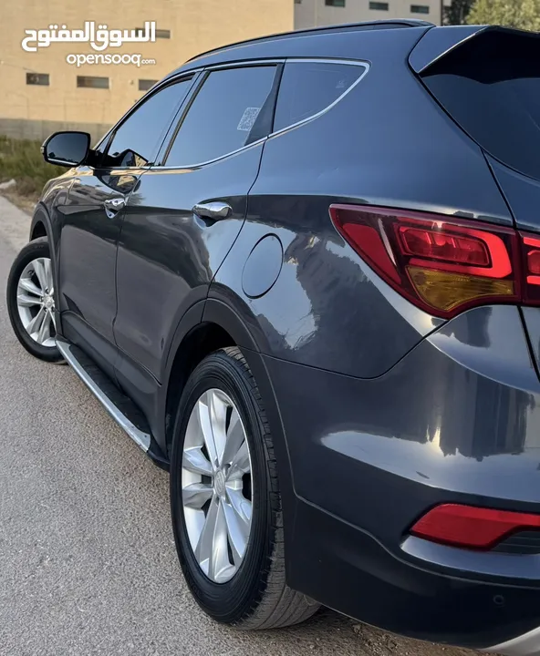 هونداي سانتافيه 2016 امكانية البيع بدفعه 40 كاش وشيكات لسنه فقط