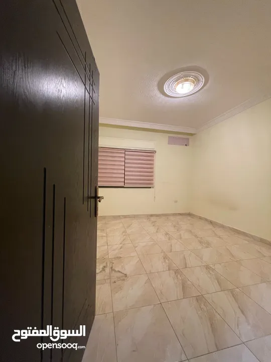 شقة مميزه للبيع في طبربور شارع الحج  قريب من بيت معان بسعر مغري 52000