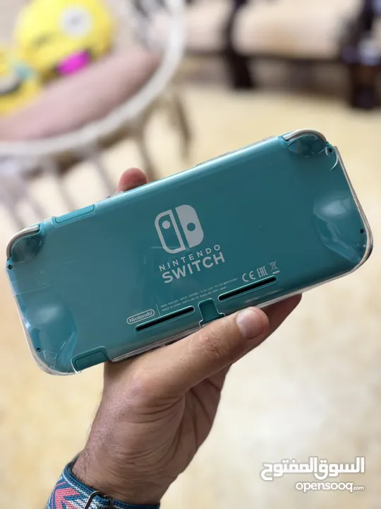 مع شريط لعبه Nintendo Switch light