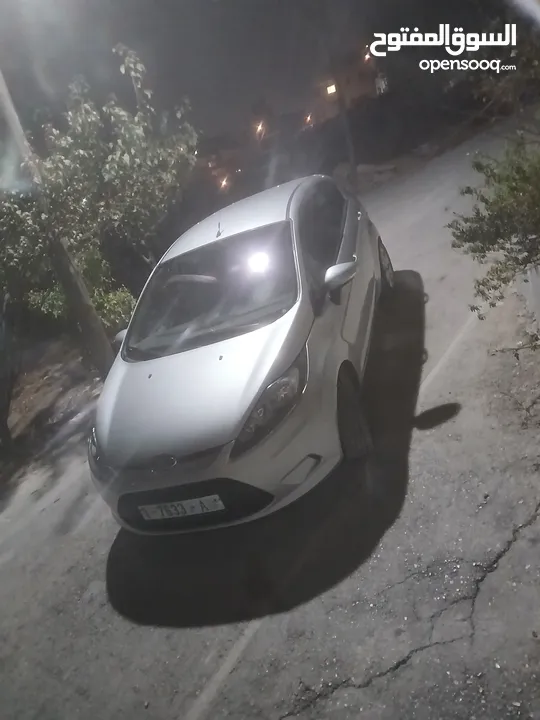 فرد فيستا للبيع 2012