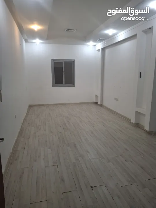 شقه بسلوي للايجار  غرفتين وغرفه خادمه Apartment in Salwa for rent  Two rooms and a maid's room