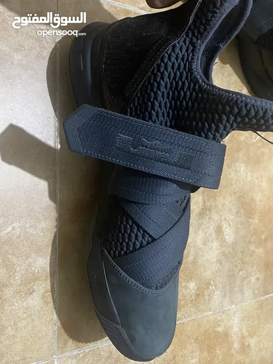 Nike lebron james soldier