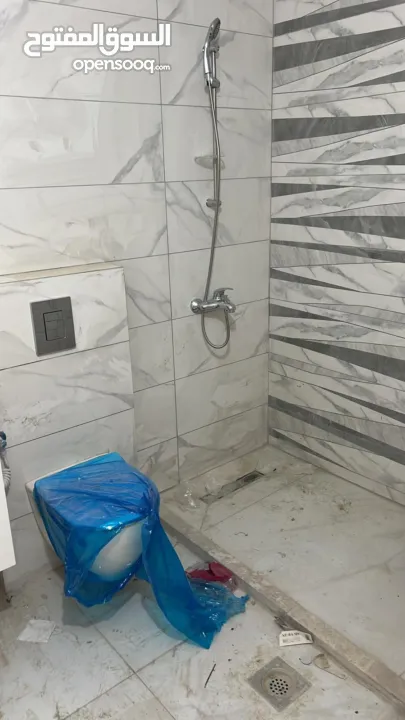 شقة للبيع تقع بين عين مصباح والطيرة موقع مميز واصلها جميع الخدمات