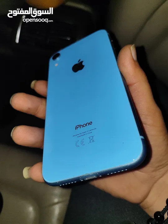 ايفون xr لون مميز
